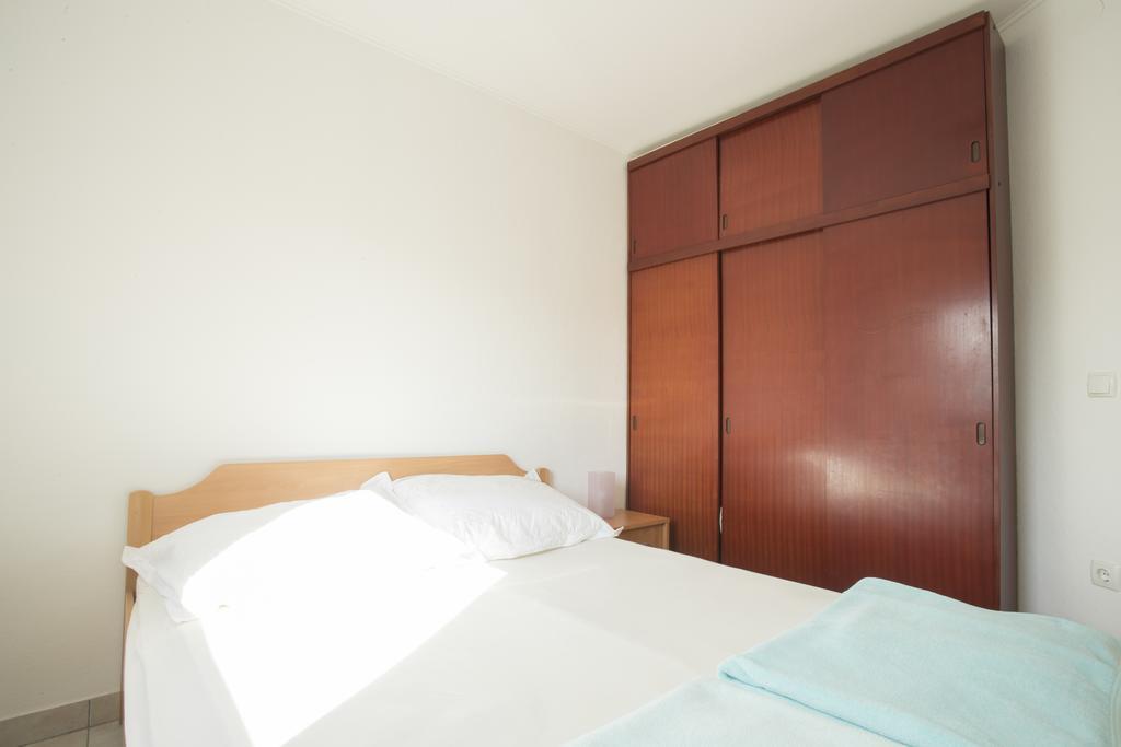 Jela Apartments Nin Exterior foto